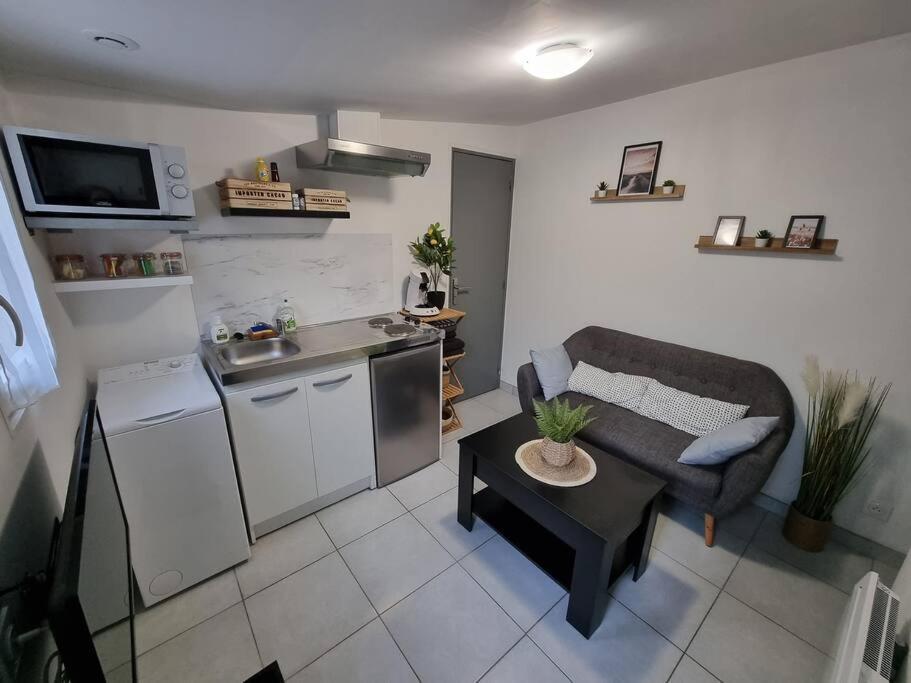 Agreable Logement / Netflix Saint-Pierre-des-Corps Exteriör bild